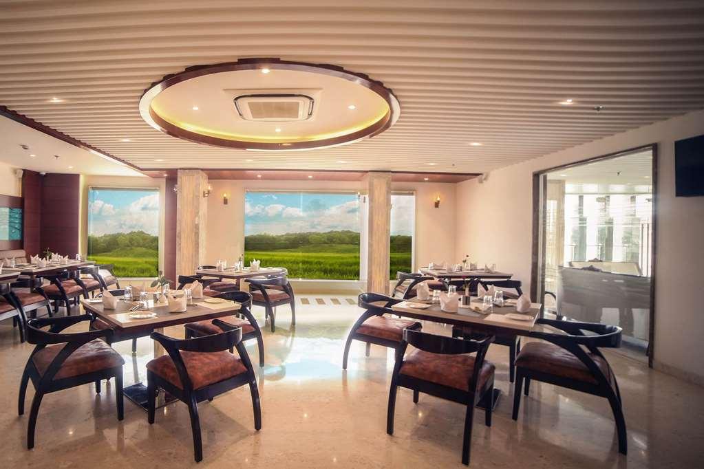 Comfort Inn Benares Restaurante foto